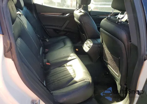 2018 Maserati Ghibli S z USA, uszkodzony, nr VIN ZAM57YSA8J1300480